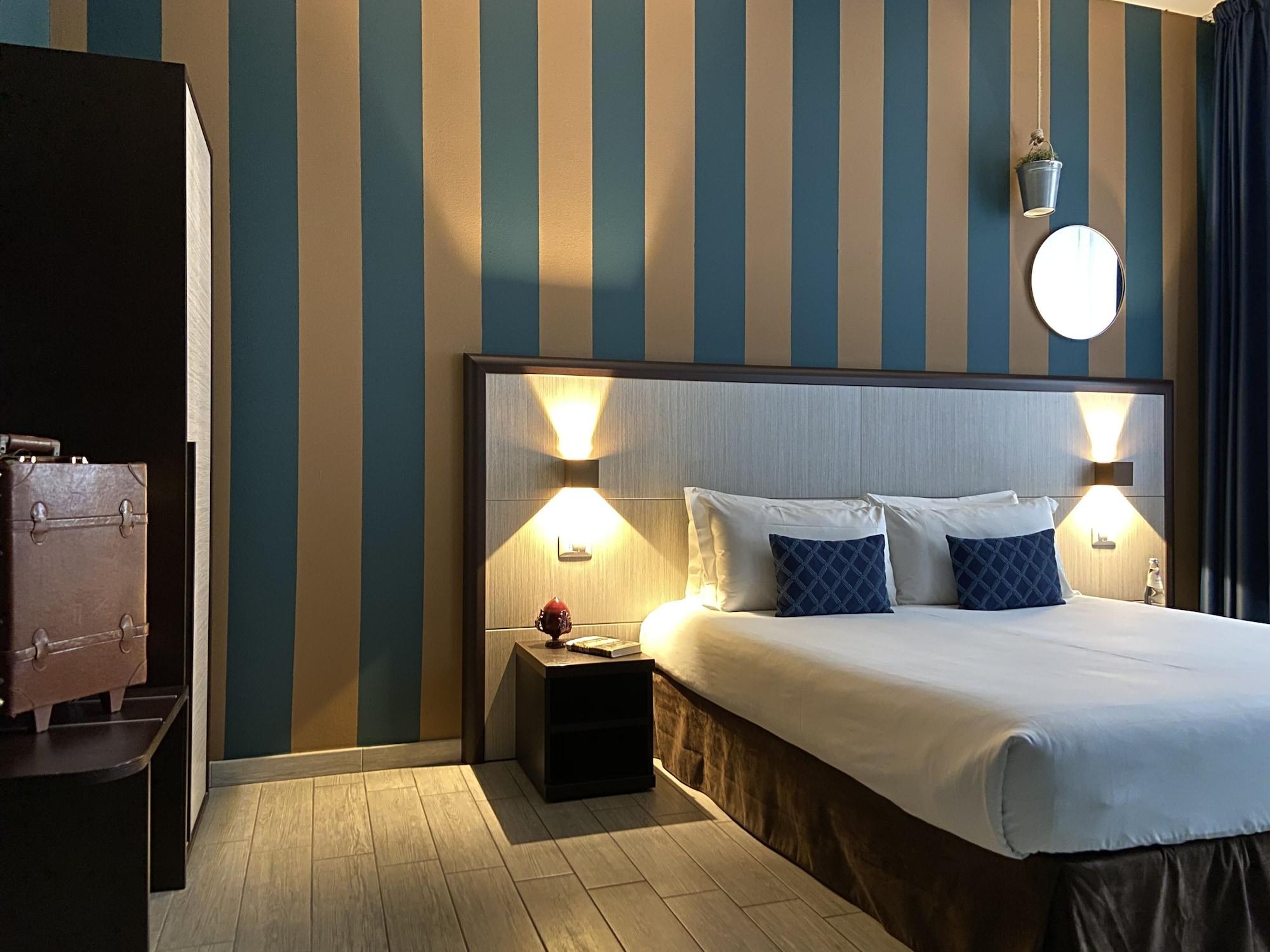Av Hotel Milano Exterior photo