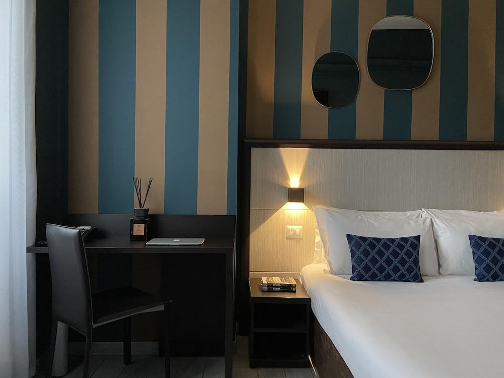 Av Hotel Milano Exterior photo