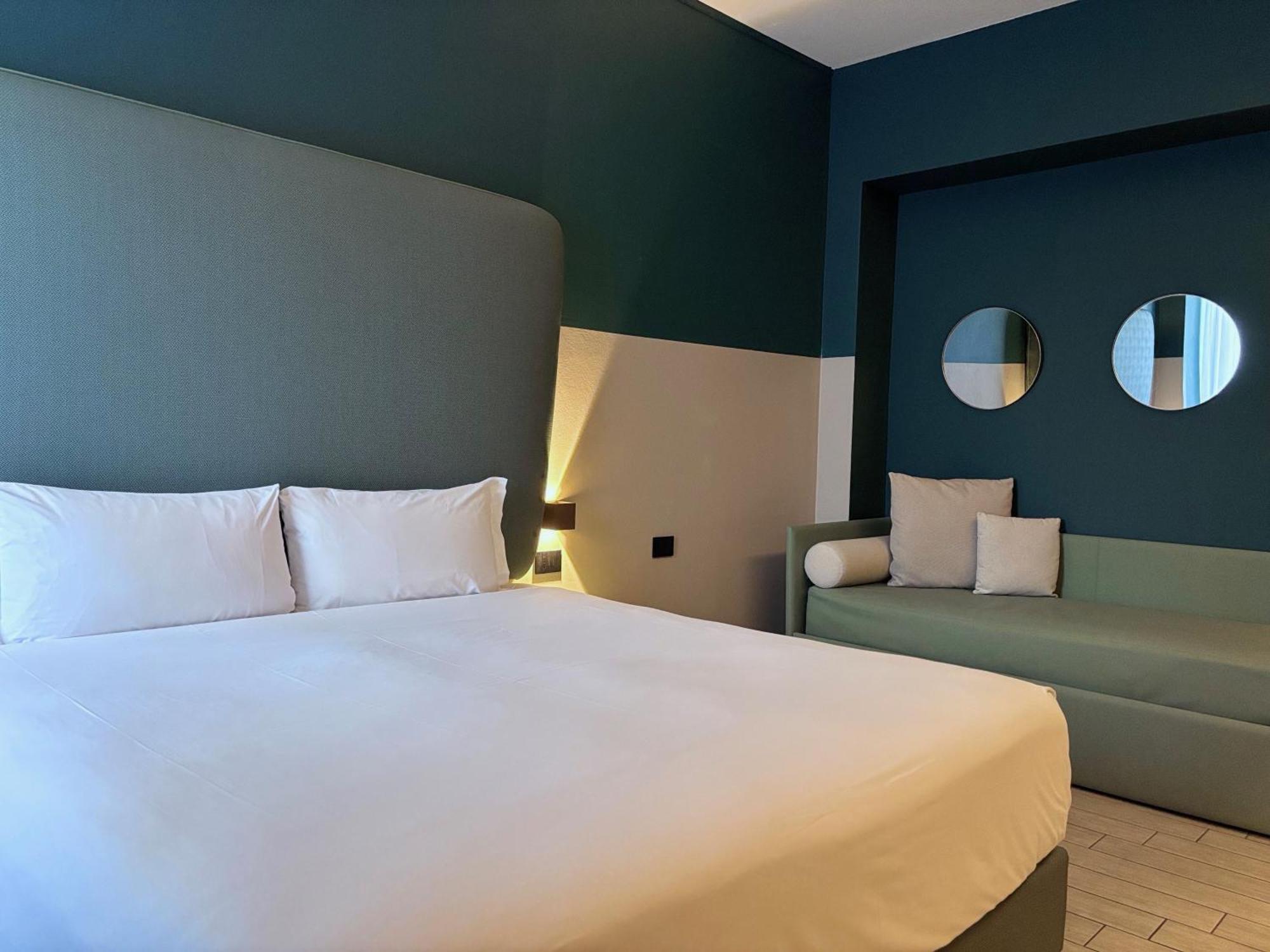 Av Hotel Milano Exterior photo