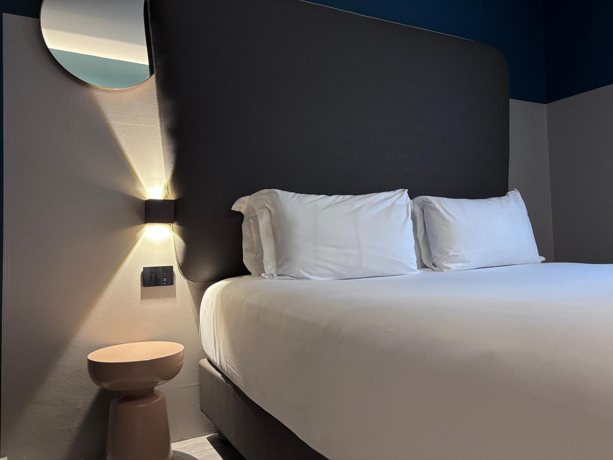 Av Hotel Milano Exterior photo