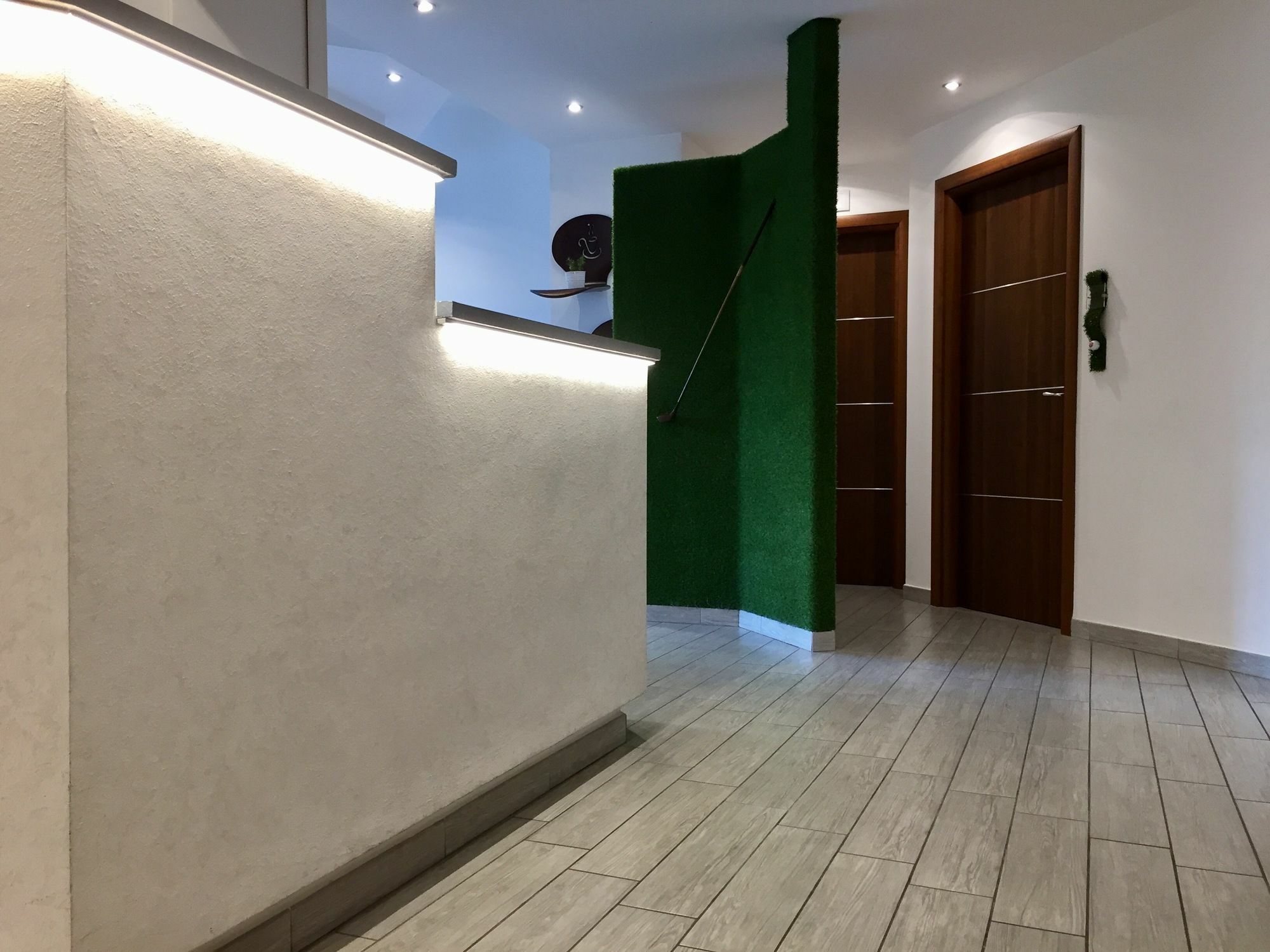 Av Hotel Milano Exterior photo